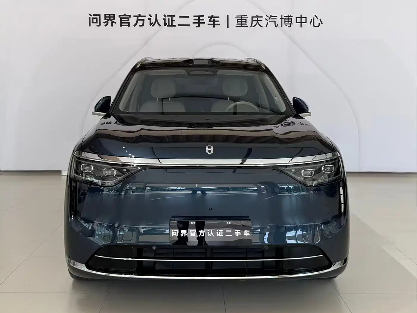 AITO Wenjie AITO M8 2025 Model Extended Range Max+ Edition 53.4kWh 6-Seater фото 2