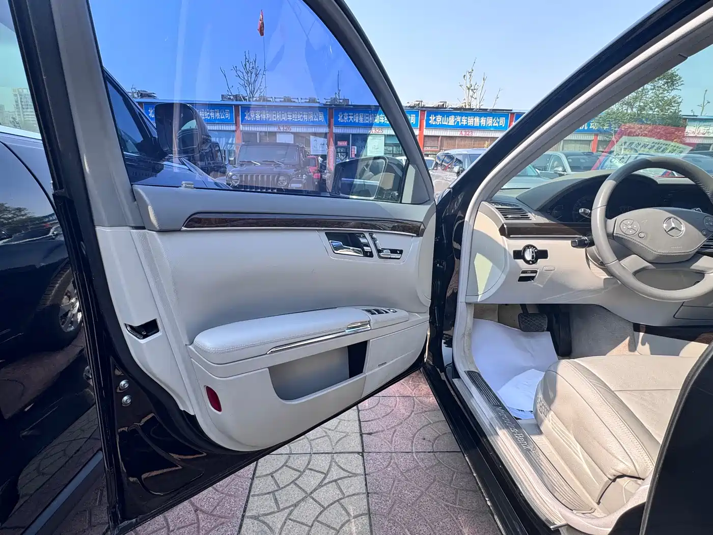 Mercedes-Benz S-Class 2012 S 300 L Business Grand Edition фото 5