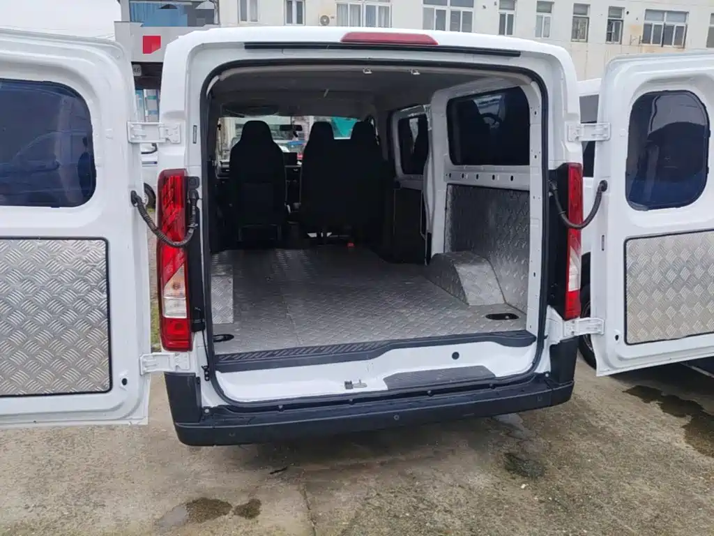 Jiangling E-Fushun 2026 2025 Clear Window Version 41.86kWh Short Wheelbase Low Roof