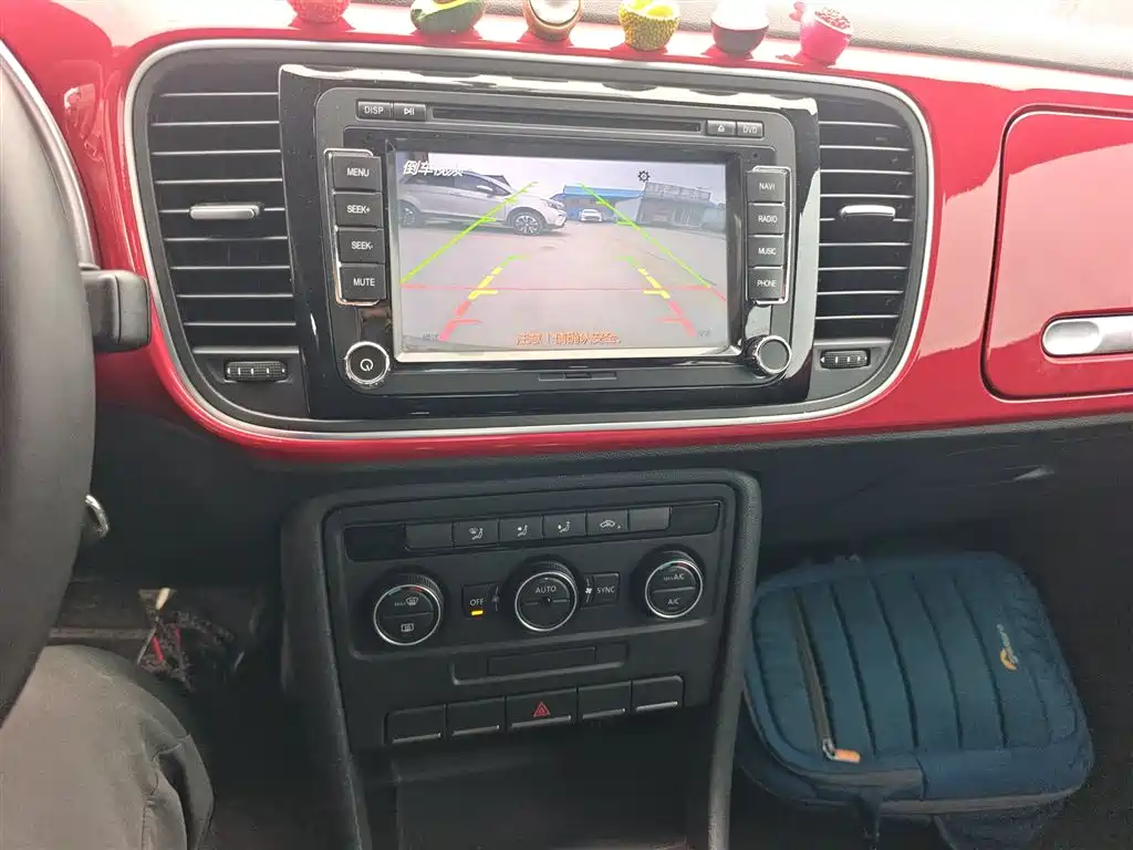 Volkswagen Beetle 2015 280TSI фото 13