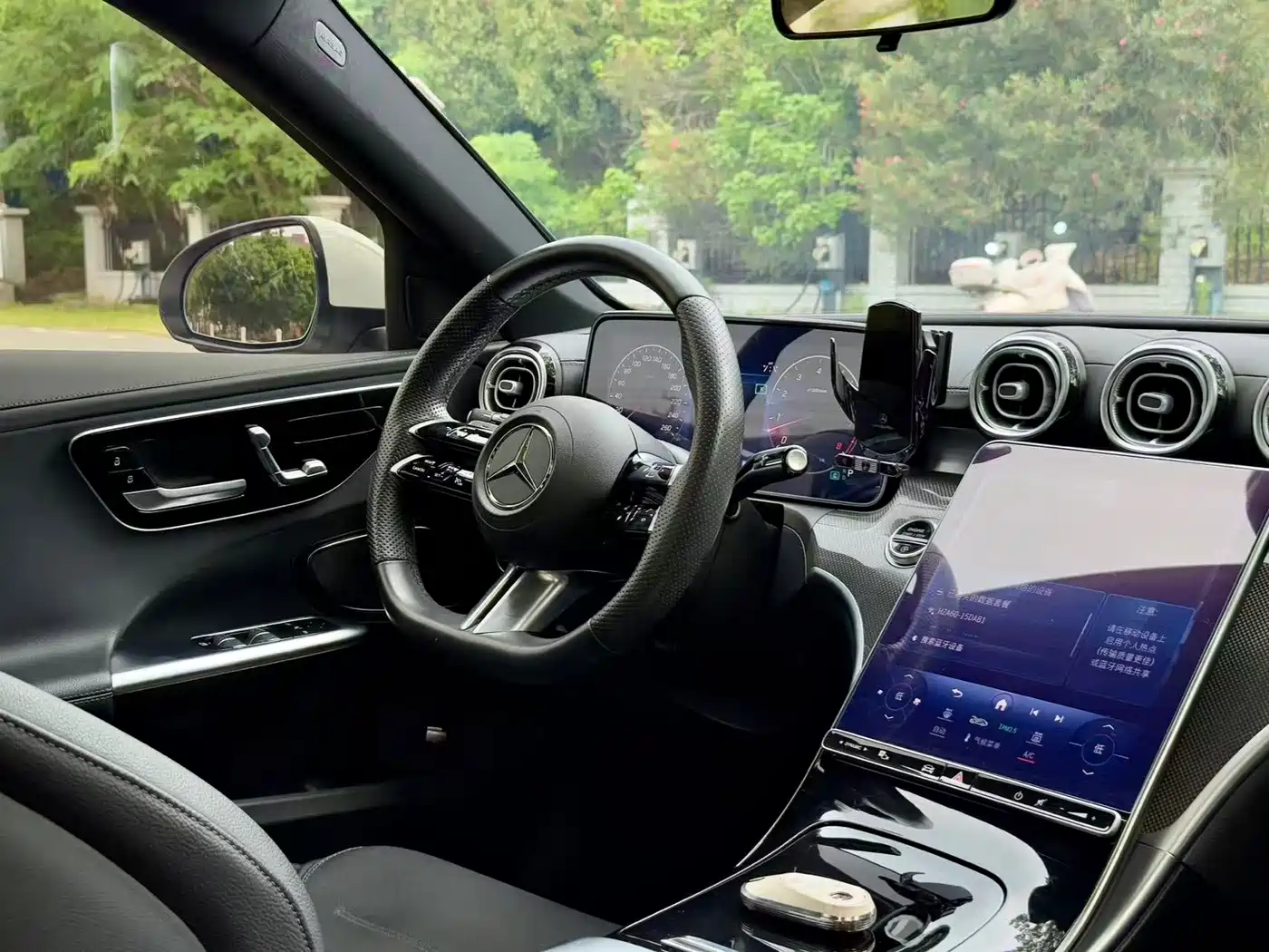Mercedes-Benz C-Class 2023 C 260 L Sport фото 4