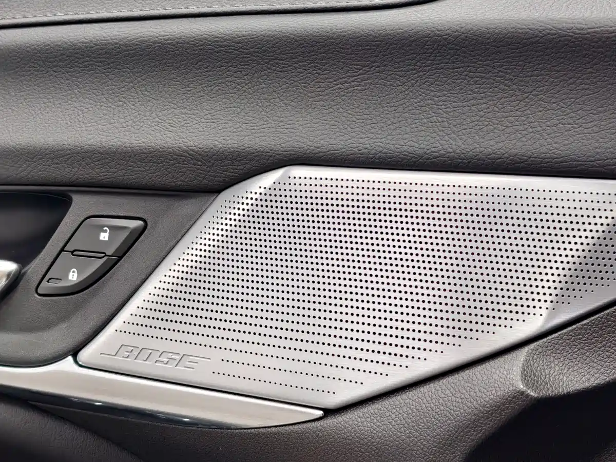 Cadillac CT4 2023 25T Luxury Model фото 11
