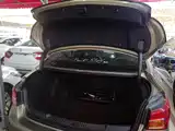 Photo 16 - Buick Verano