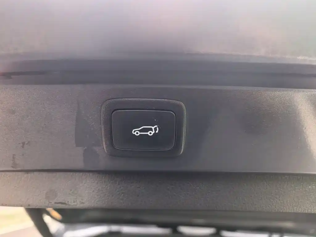 Photo 20 - Roewe RX5