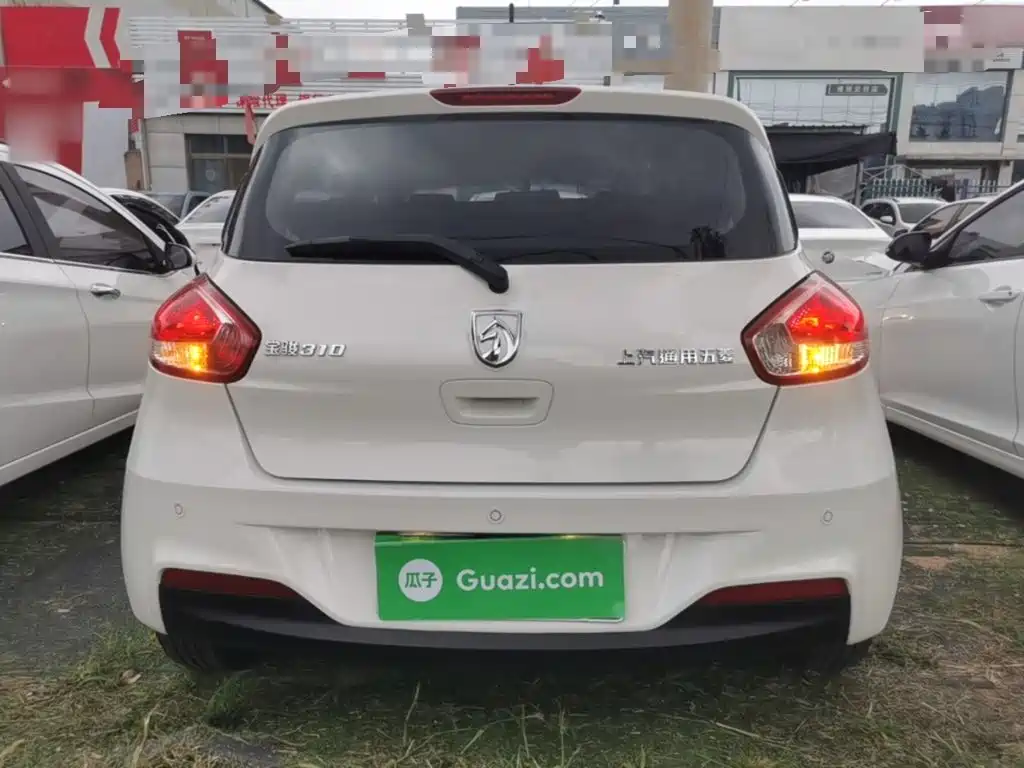Baojun 310 2016 2016 1.2L Manual Luxury Type