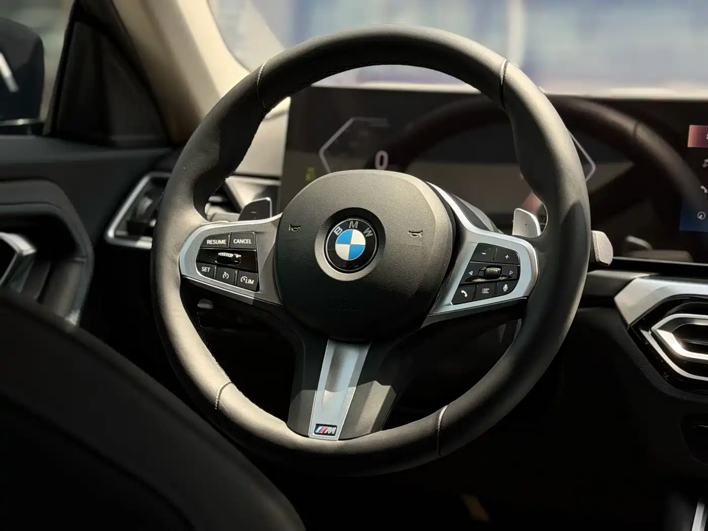 BMW 2 Series (Import) 2023 225i M Sport Black Night Package фото 4