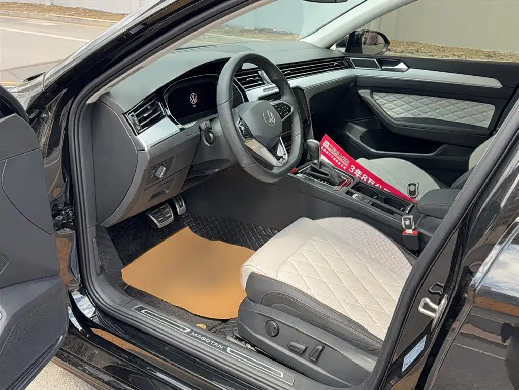 Volkswagen Magotan 2025 Facelift II Public Edition 330TSI DSG Luxury фото 15