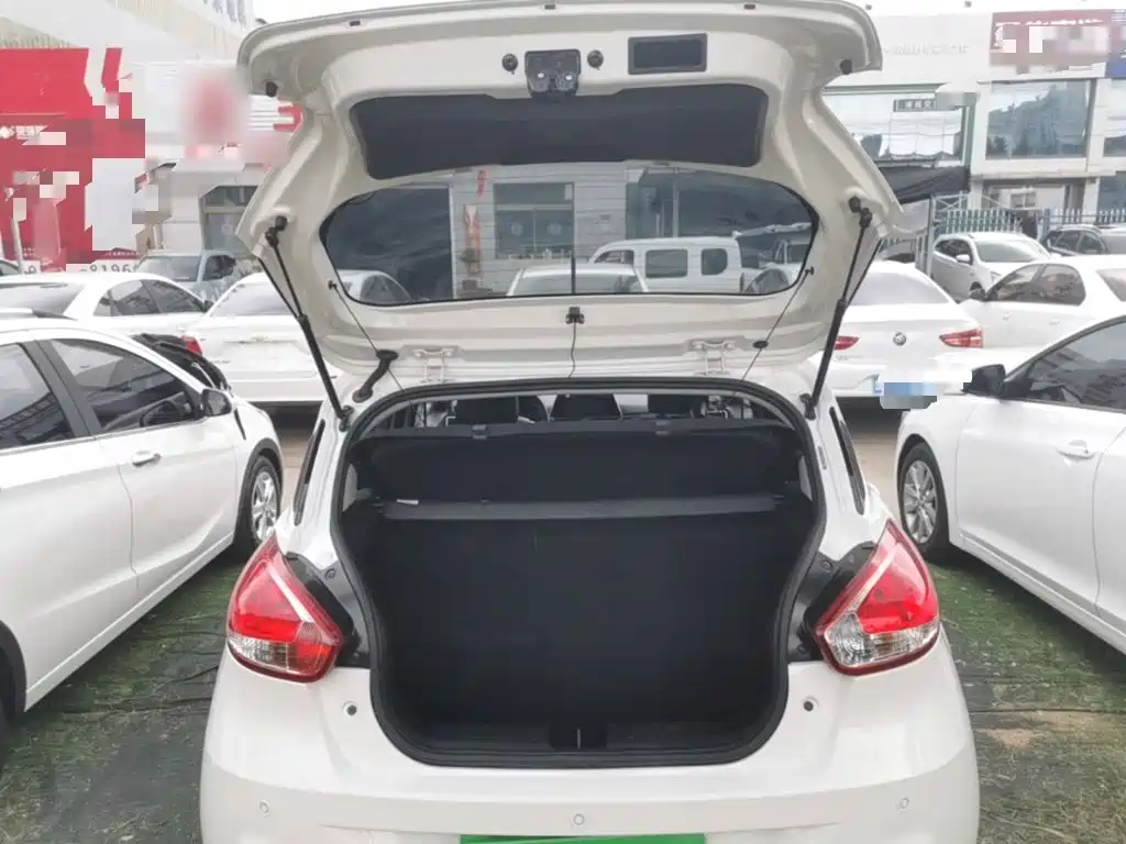 Baojun 310 2016 2016 1.2L Manual Luxury Type