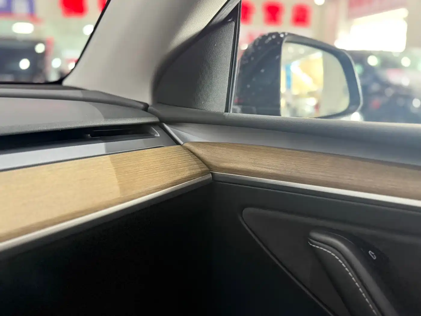 Фото 13 - Tesla Model Y