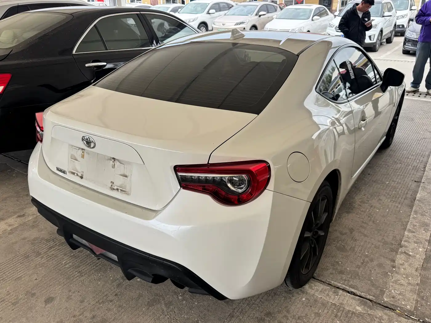 Toyota 86 2019 2.0L Manual Luxury Edition фото 2
