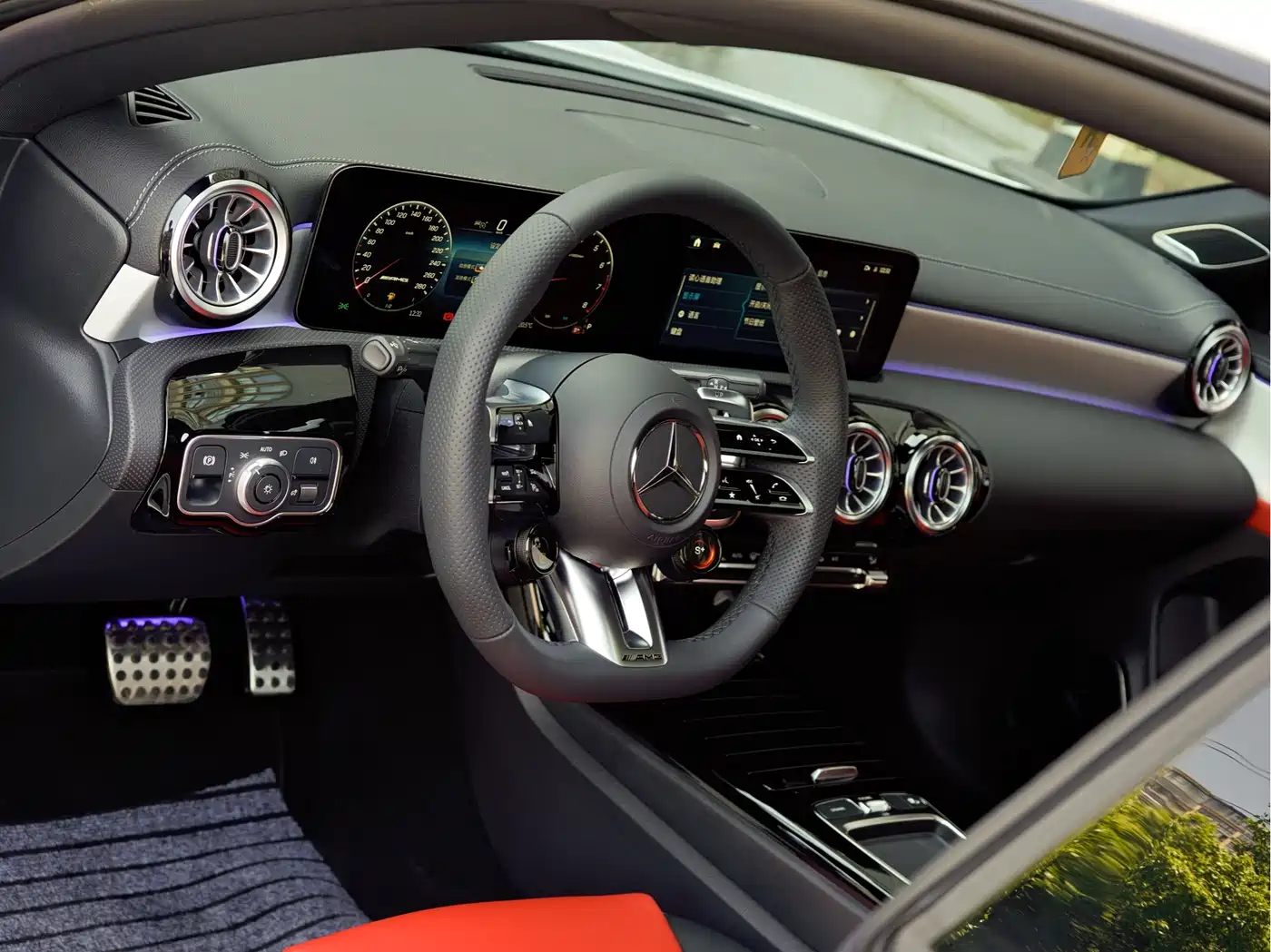 Mercedes-Benz CLA AMG 2026 AMG CLA 35 4MATIC фото 10