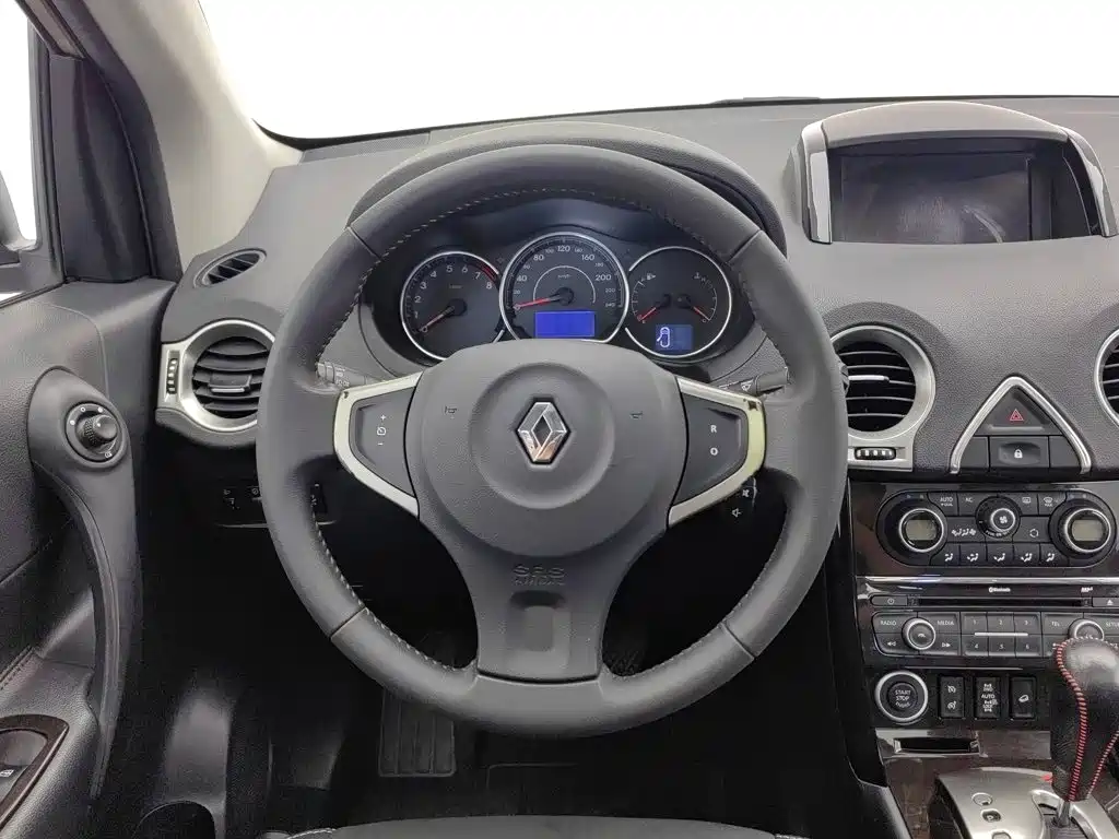 Renault Koleos (Import) 2014 2014 2.5L 4WD Comfort Edition