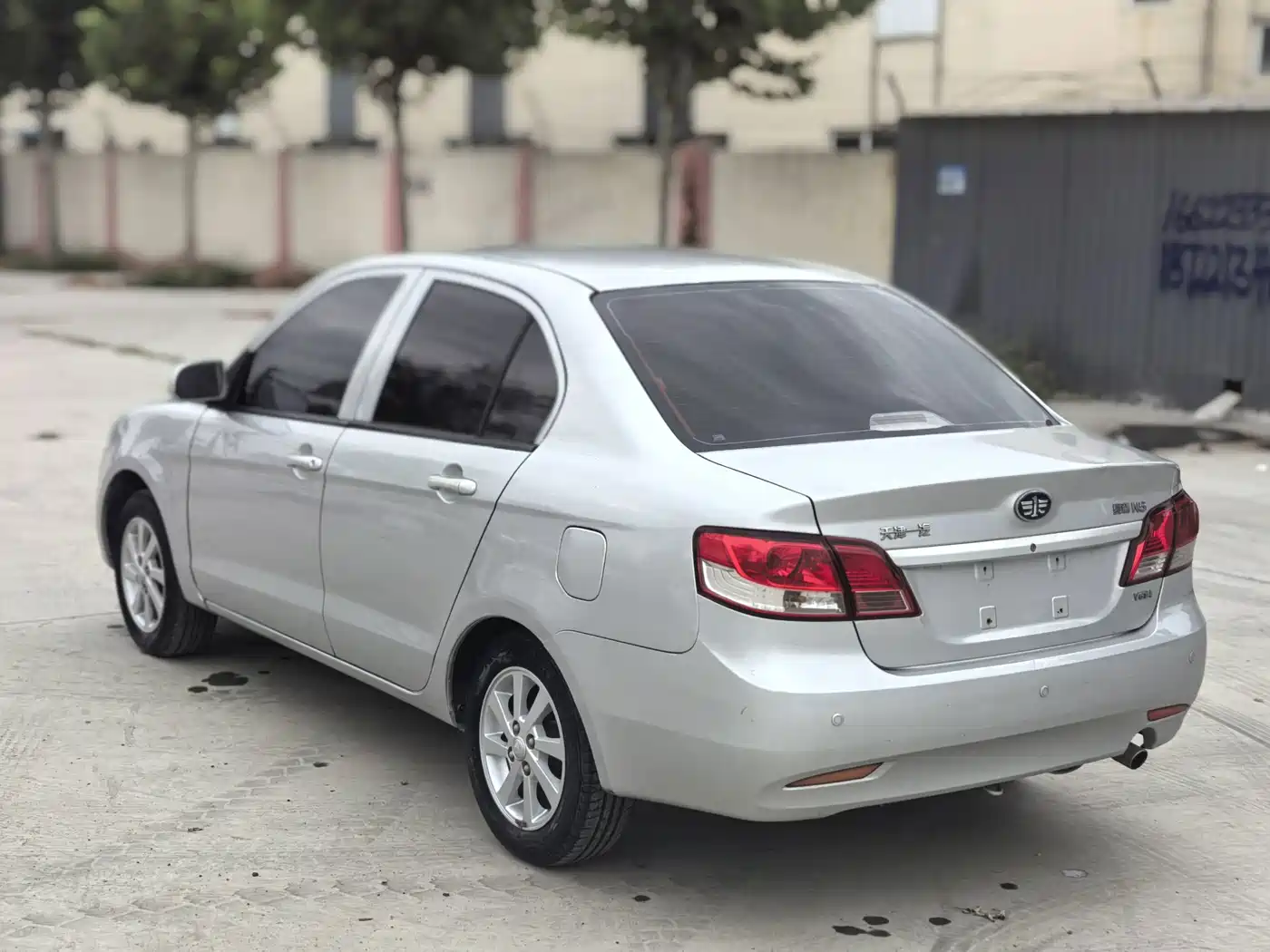 FAW Xiali N5 2016 2014 1.3L Manual Comfort