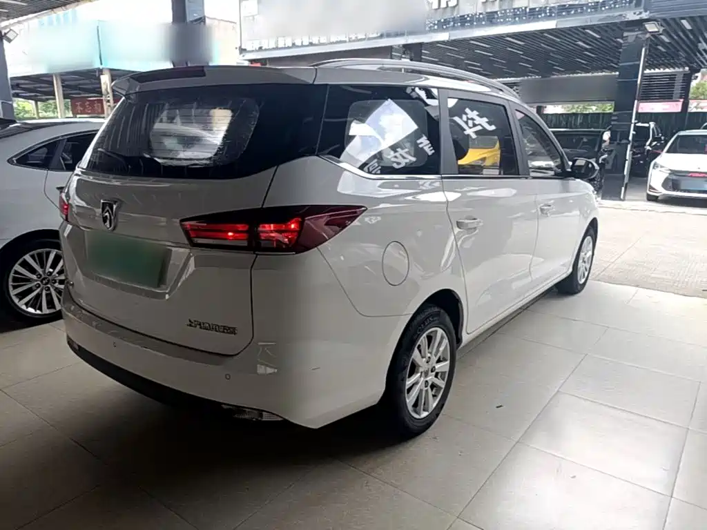 Baojun 360 2019 2019 1.5L CVT Elite (China VI)
