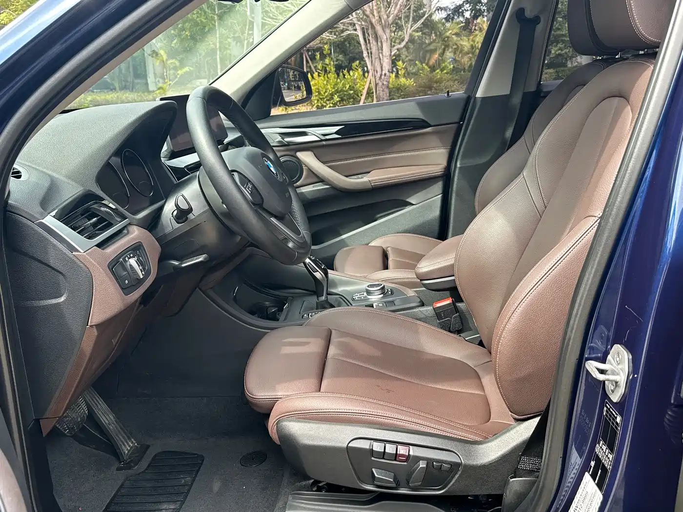 BMW X1 2020 sDrive25Li Leading Model фото 8