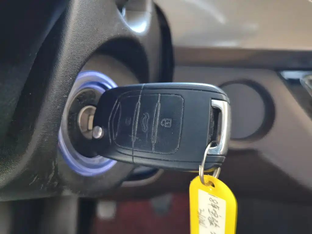 Baojun 310W 2018 2017 1.5L Manual Fashion Edition (China V)