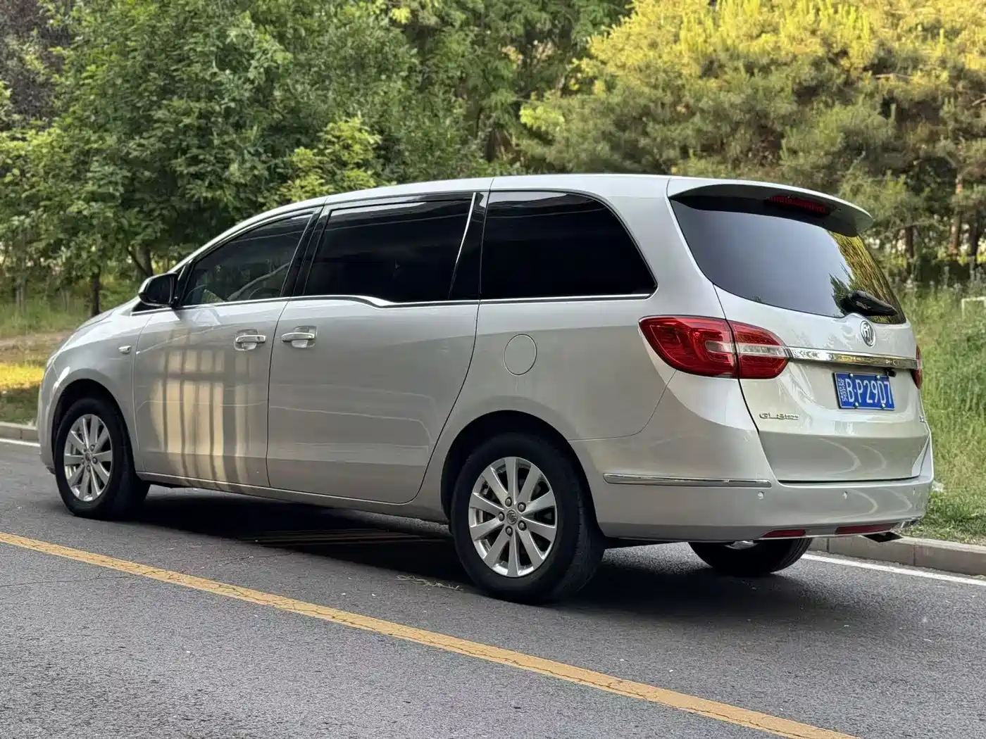 Buick GL8 2017 25S Comfort China V фото 13