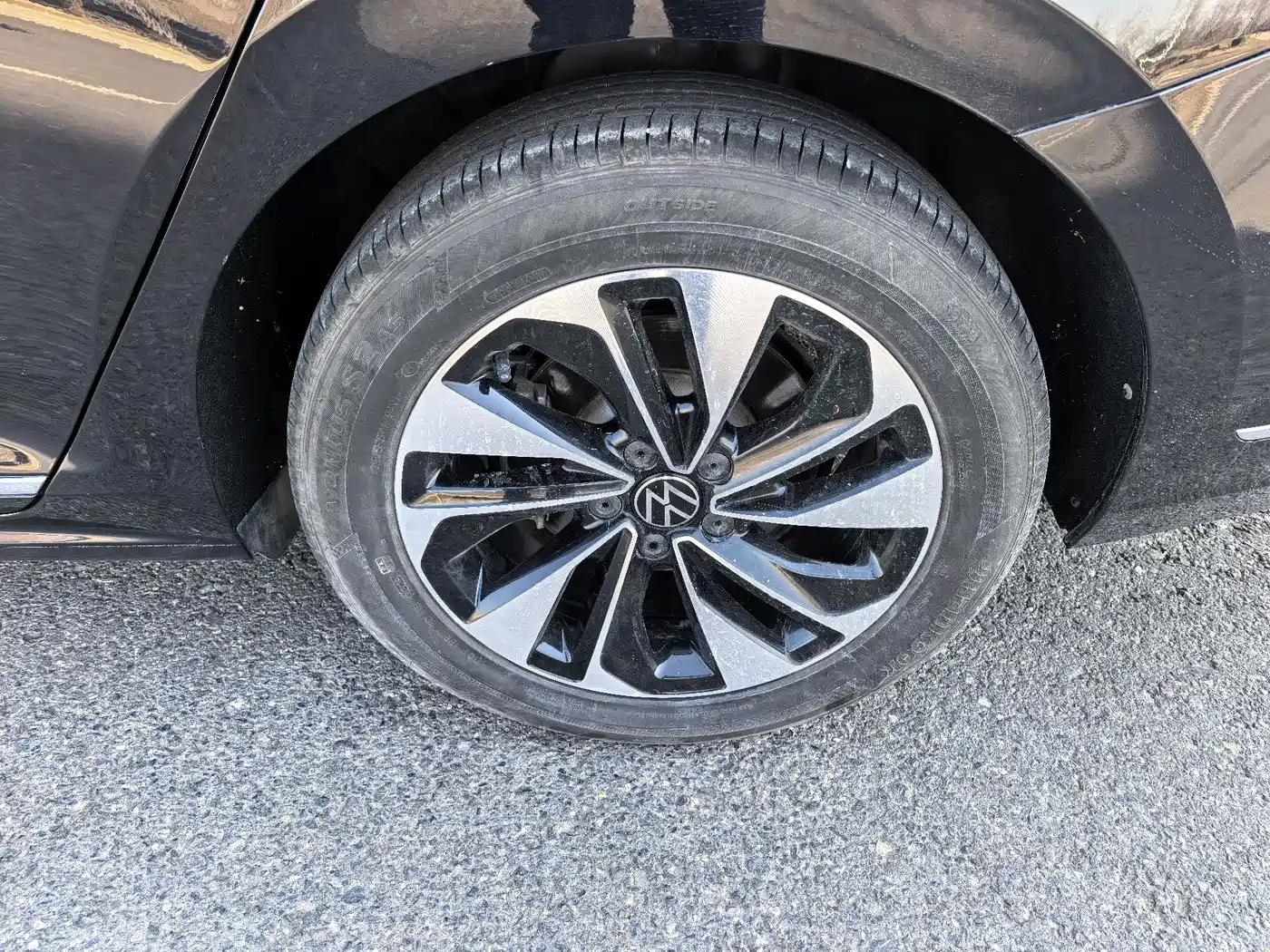 Volkswagen Passat 2024 280TSI Elite Edition фото 41