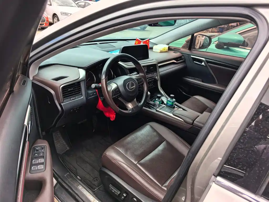 Lexus RX 2020 Facelift 300 AWD Elegance Edition фото 8
