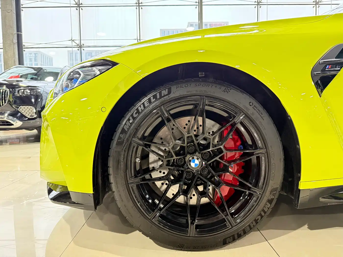 BMW M4 2024 BMW M4 Convertible M xDrive Competition фото 23