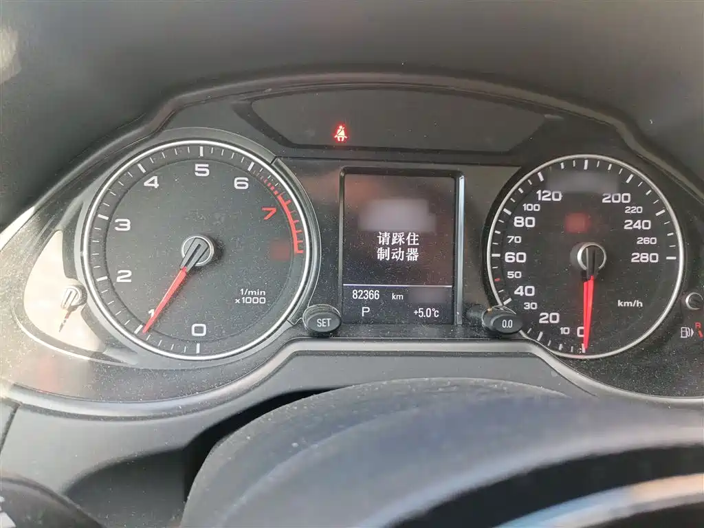 Audi Q5 2015 40 TFSI Comfort фото 4