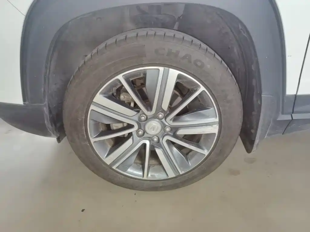 Changan CS35 PLUS 2018 2018 1.6L Manual Smooth Connect China V