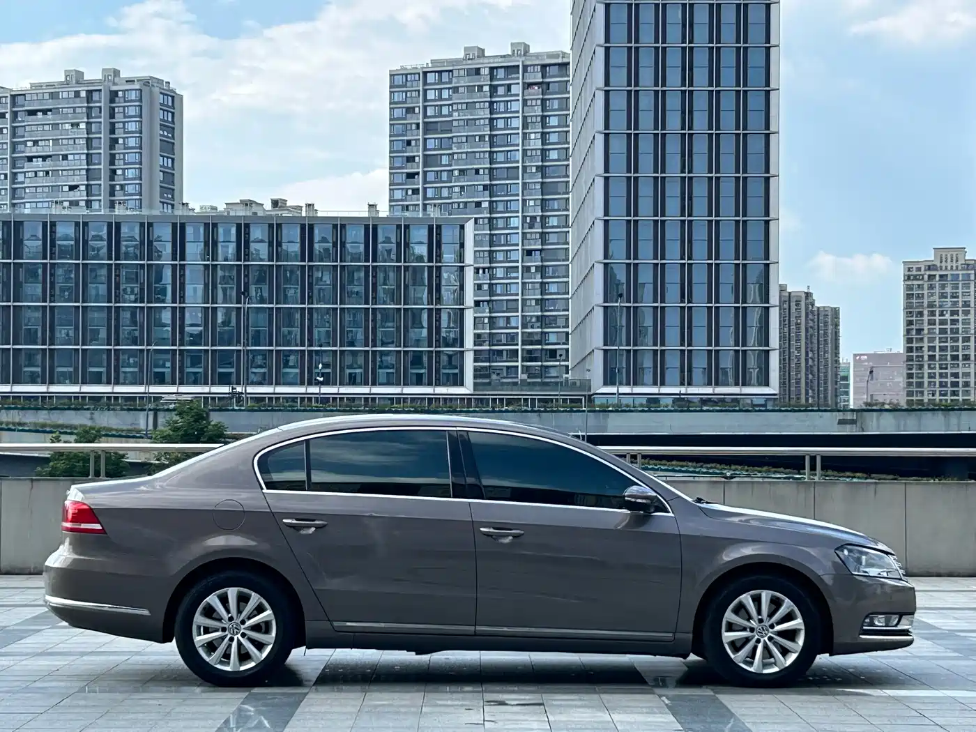 Photo 4 - Volkswagen Magotan
