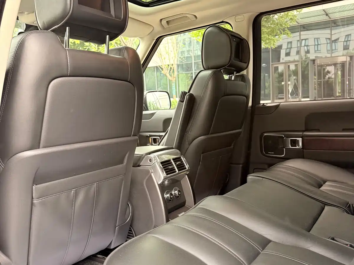 Land Rover Range Rover 2012 5.0 NA V8 фото 9