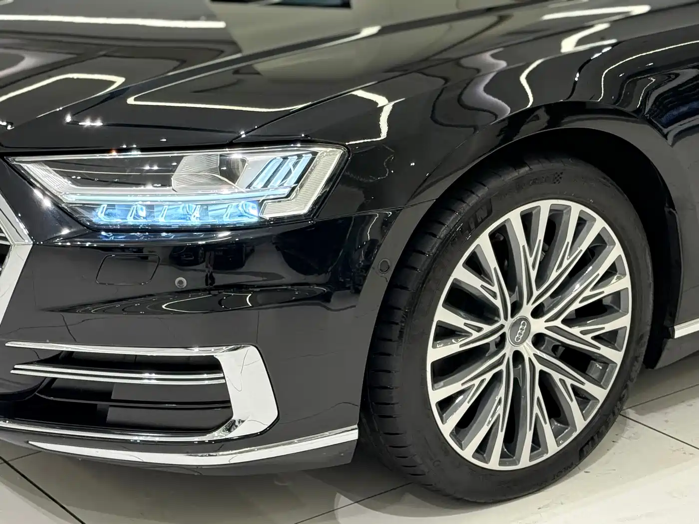 Audi A8 2019 Plus A8L 50 TFSI quattro Luxury фото 12