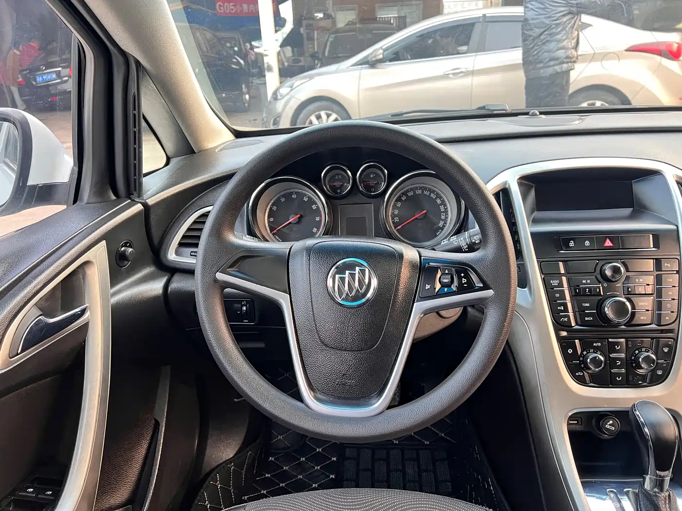 Buick Excelle 2014 XT 1.6L Automatic Fashion фото 15