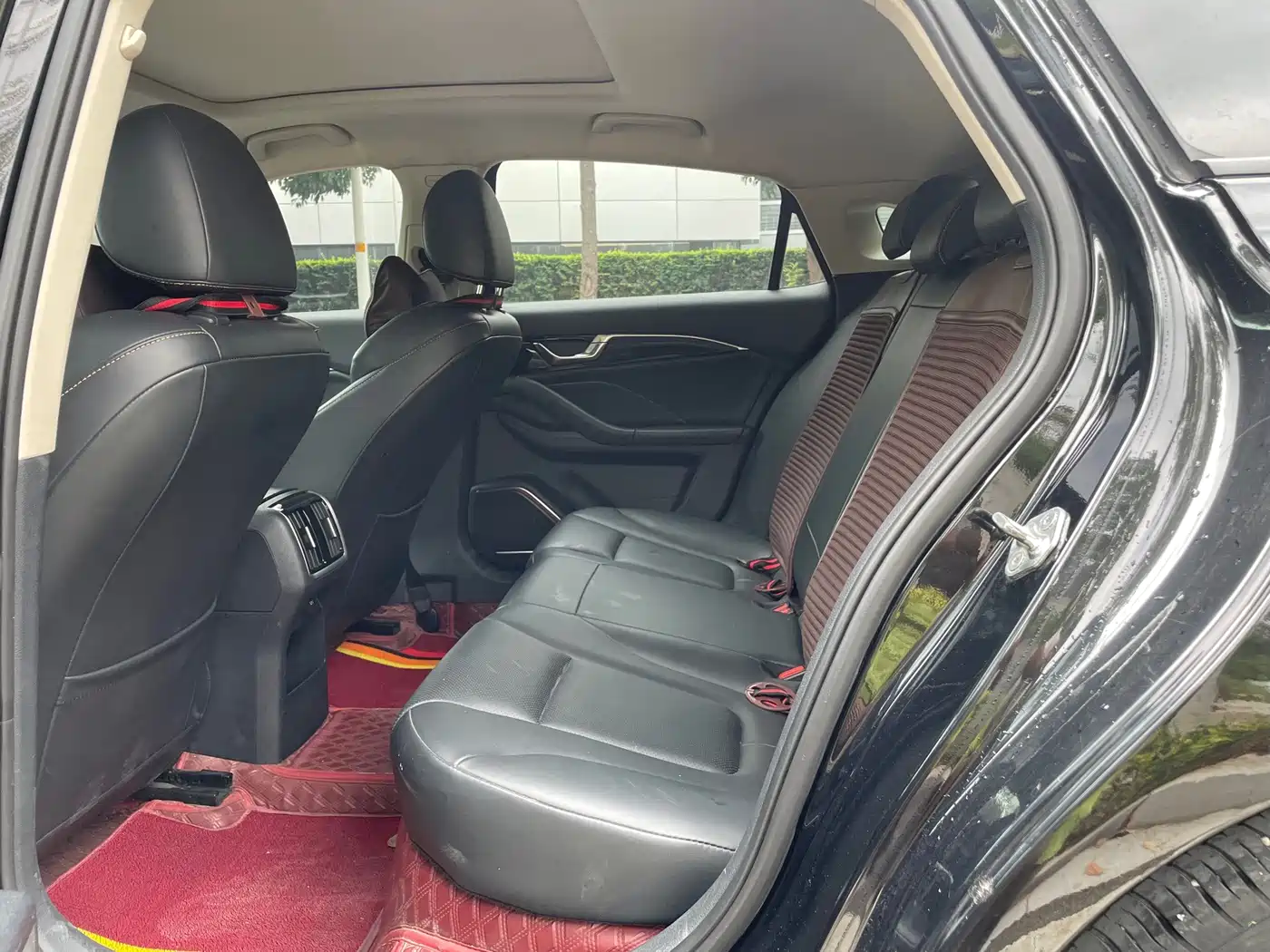 Photo 5 - Besturn B70