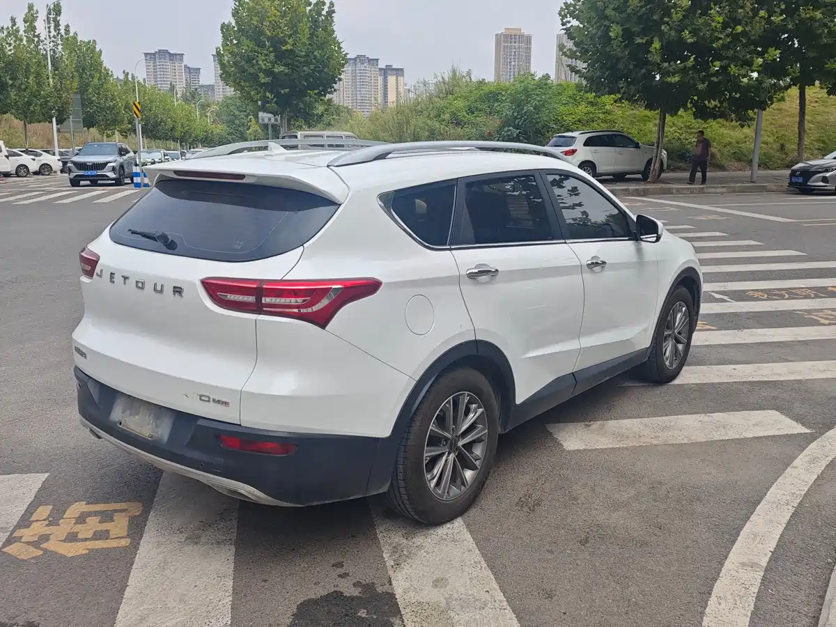 Jetour X70 2019 2018 1.5T Automatic Joy Edition