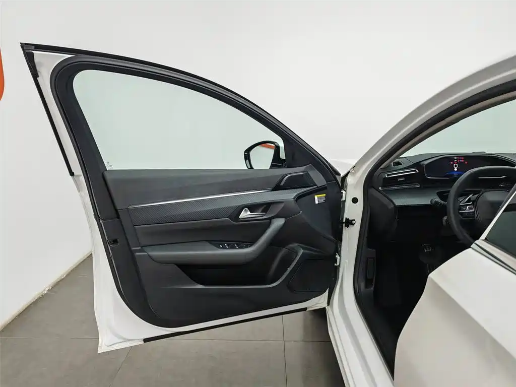 Peugeot 508 2021 508L 400THP PureTech Driving Control Edition фото 8