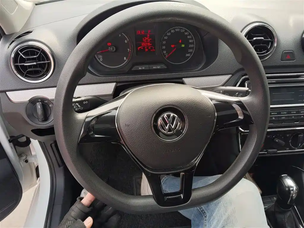 Volkswagen Jetta 2017 1.5L Automatic Comfort фото 7