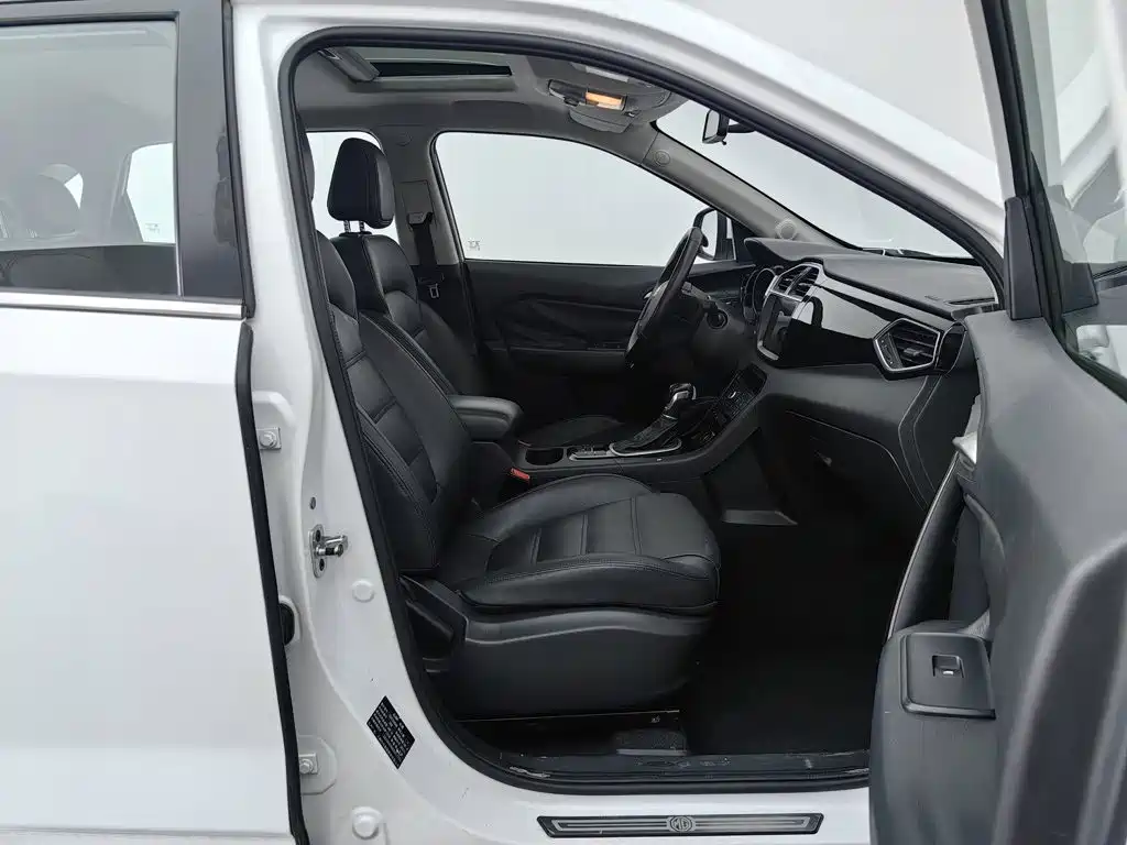 MG Roewe RX5 2016 2015 1.5TGI TST Luxury Edition