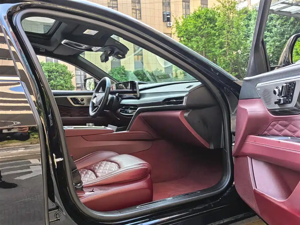 Cadillac CT6 2023 28T Platinum Model фото 7