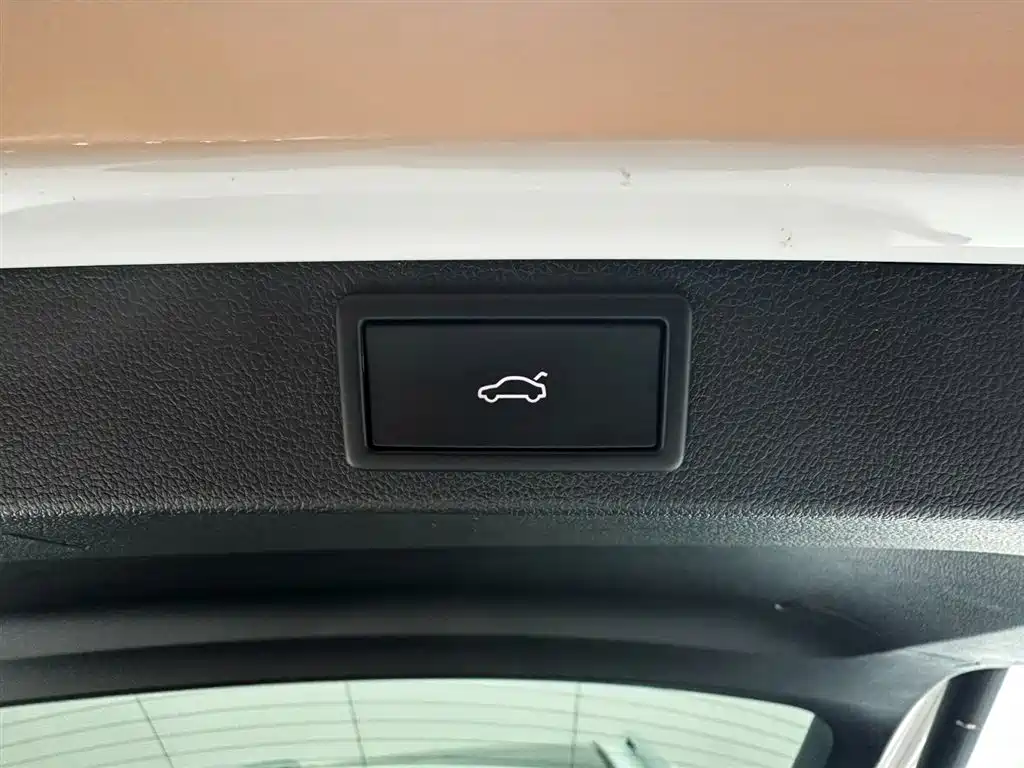Škoda Karoq 2023 TSI280 Smart Edition фото 9