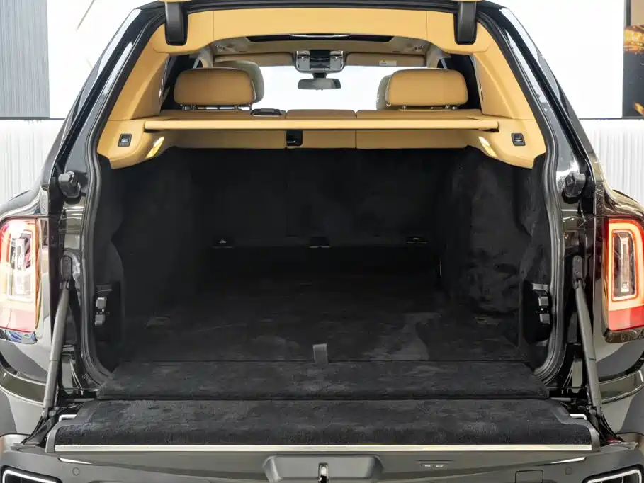 Rolls-Royce Cullinan 2020 2018 5-Seater Version