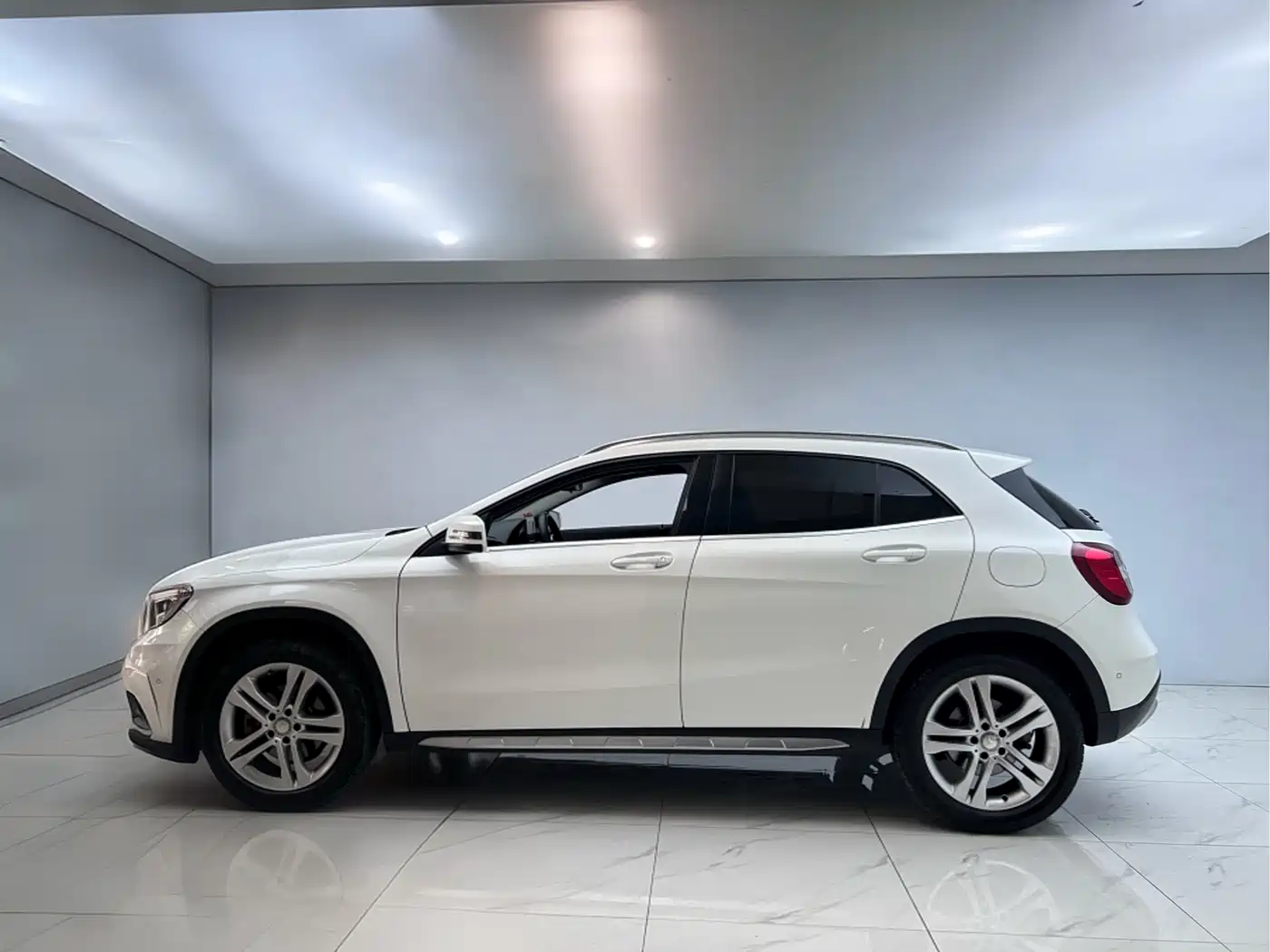 Mercedes-Benz GLA 2016 GLA 200 Dynamic фото 4