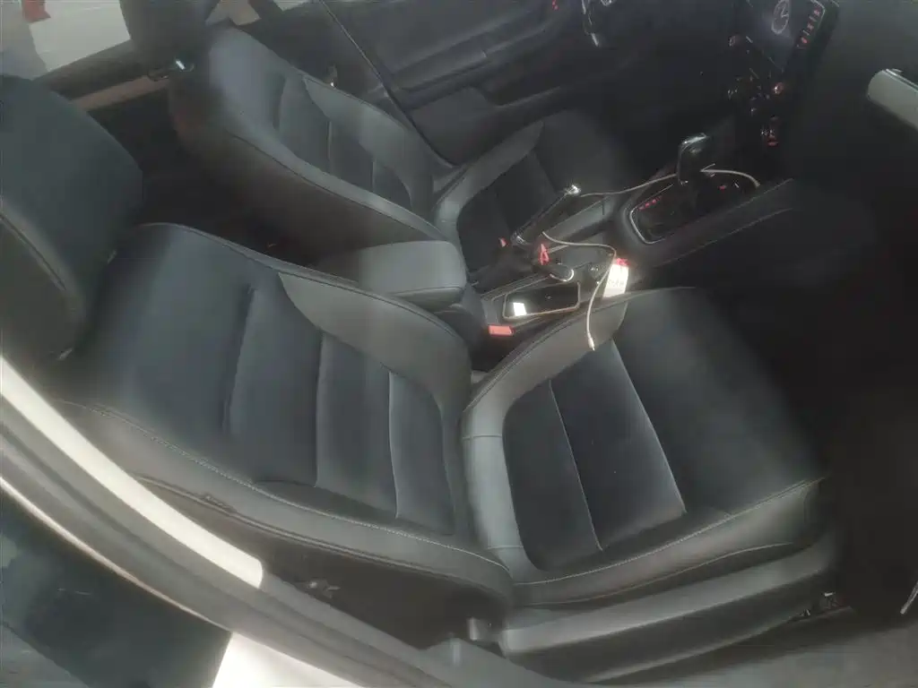 Volkswagen Sagitar 2017 180TSI Auto Exclusive Edition фото 25