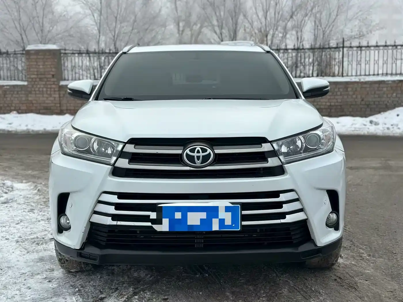 TOYOTA HIGHLANDER