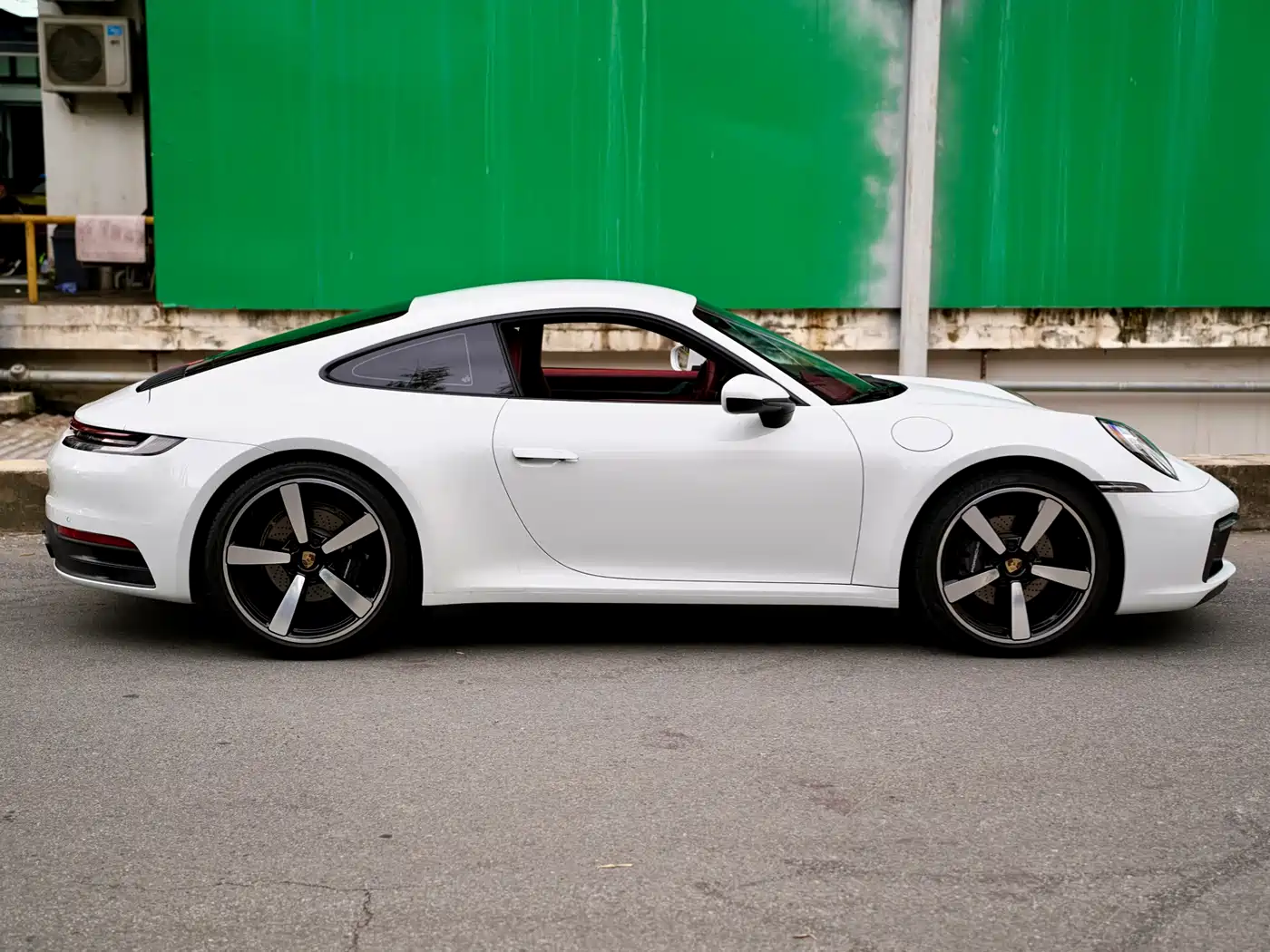 Porsche 911 2023 Carrera 3.0T фото 3
