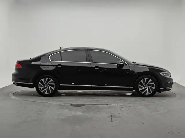 Volkswagen Magotan GTE Plug-in Hybrid 2024 2022 GTE Luxury