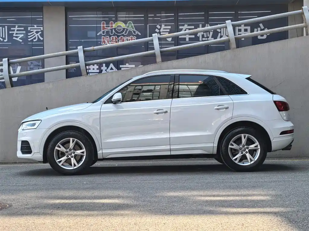 Audi Q3 2018 30th Anniversary Edition 30 TFSI Fashion фото 3