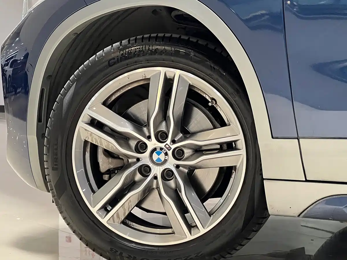BMW X2 2020 2020 sDrive25i Leading M Off-Road Package