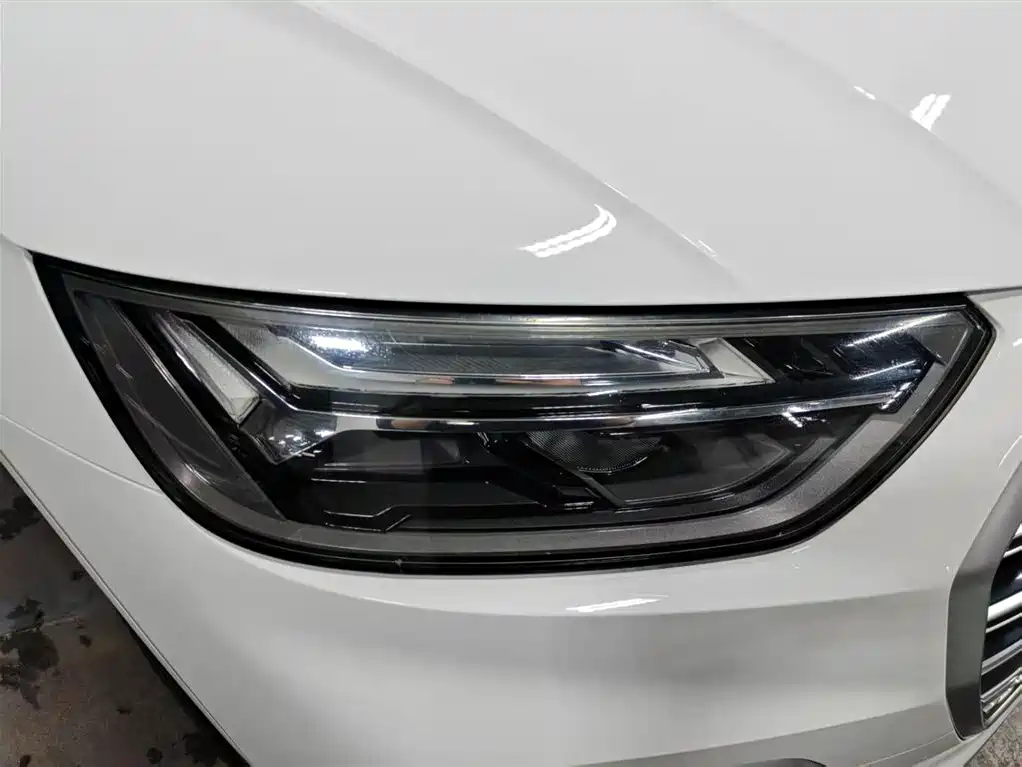 Audi Q5L 2022 45T Luxury Dynamic фото 14