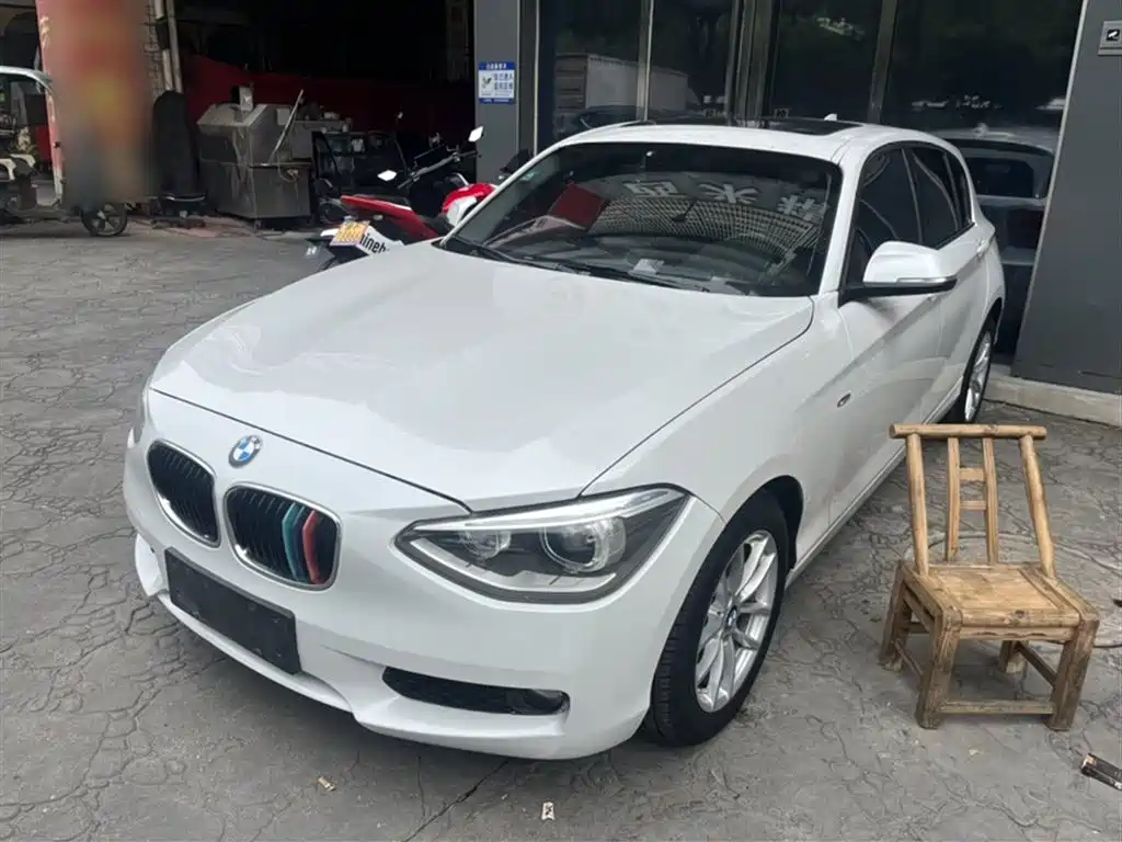 BMW 1 Series (Import) 2013 Facelift 116i Leading Model фото 2