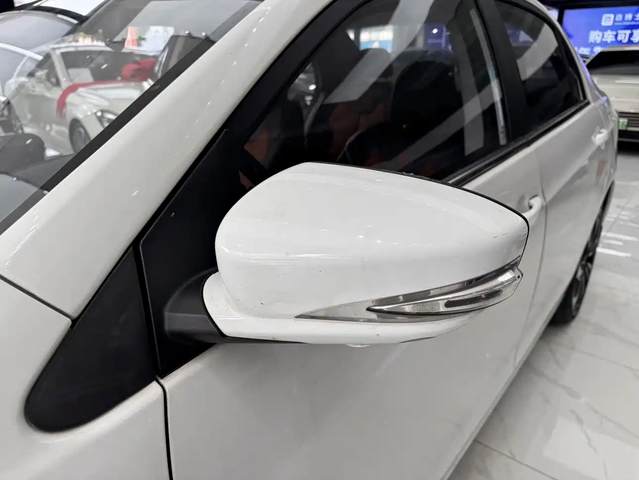 BYD Qin New Energy 2015 1.5T Double Champion Flagship Plus фото 29