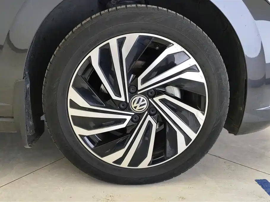 Volkswagen Sagitar 2021 280TSI DSG Surpassing Edition фото 6