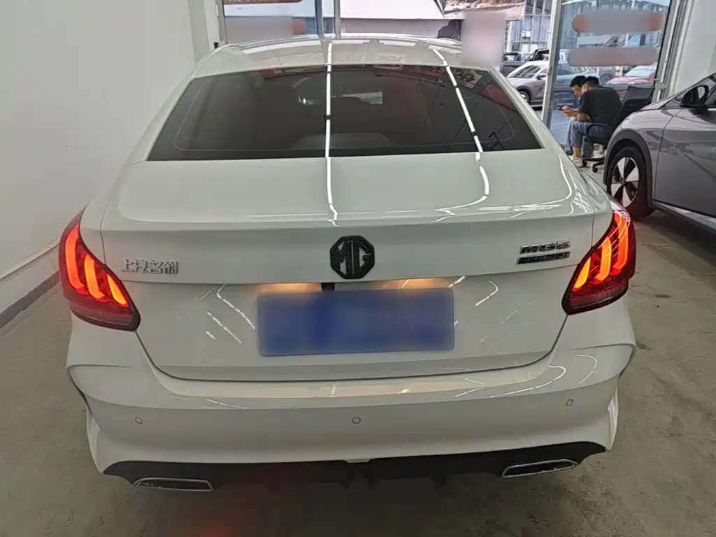 MG MG5 2024 2023 180DVVT CVT Luxury Edition